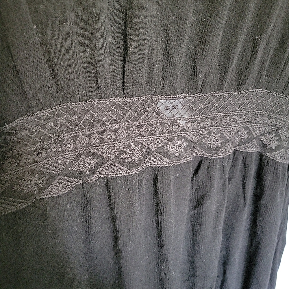 Umgee Kaftan Muumuu Black Floral Embroidered With Lace Sz Small - Picture 6 of 11
